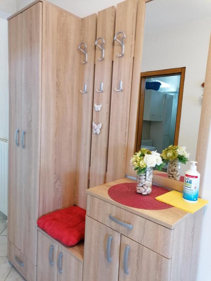 Apartment Varelija บริบีร์ ภายนอก รูปภาพ