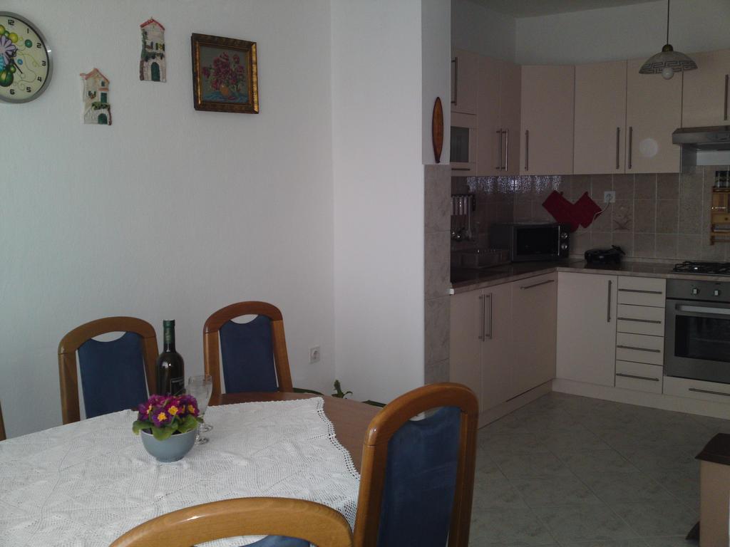 Apartment Varelija บริบีร์ ห้อง รูปภาพ